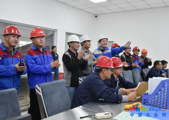 解讀國內(nèi)首個(gè)純污泥焚燒發(fā)電處理樣本